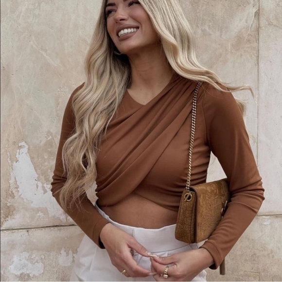 Zara DRAPED CROP TOP​ - Picture 2 of 5